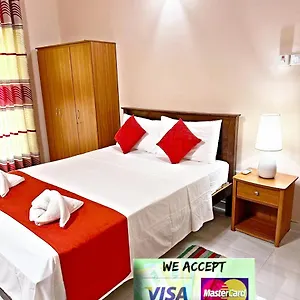 Lahiru Airport Bed & Breakfast Andiambalama