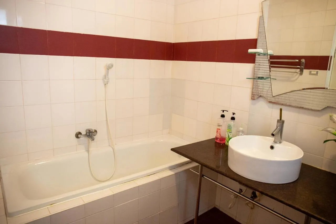 Seaview Hills Luxury Apartments & Rooms Dauis 0*,  Philippines